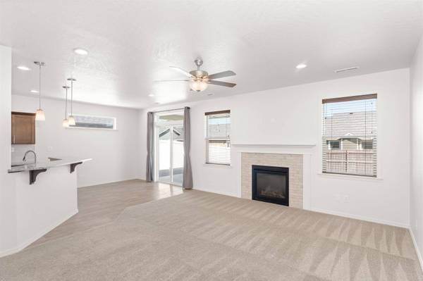 205 S Lawson St, Airway Heights, WA 99001