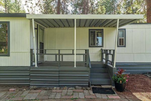 8900 S Mullen Hill Rd #5, Spokane, WA 99224