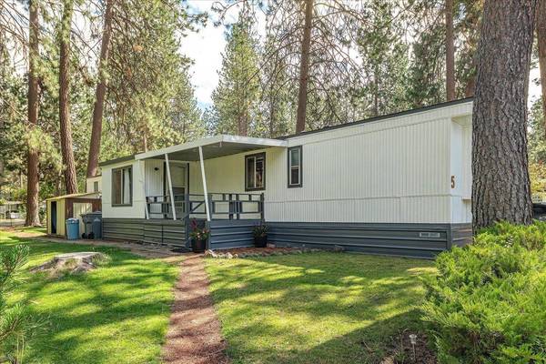 8900 S Mullen Hill Rd #5, Spokane, WA 99224