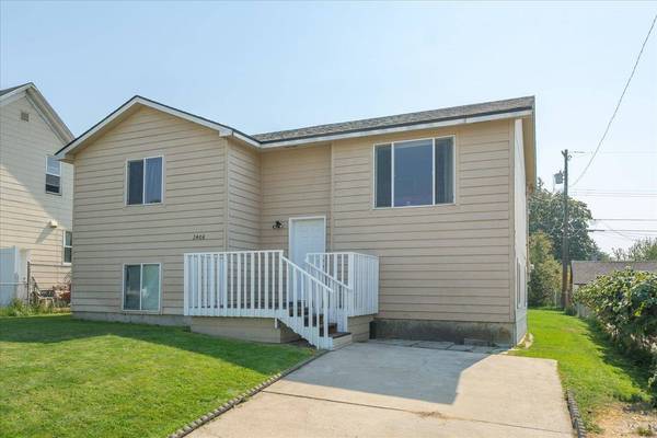 2406 E Empire Ave, Spokane, WA 99207