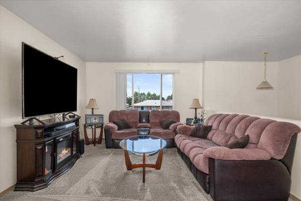 2406 E Empire Ave, Spokane, WA 99207