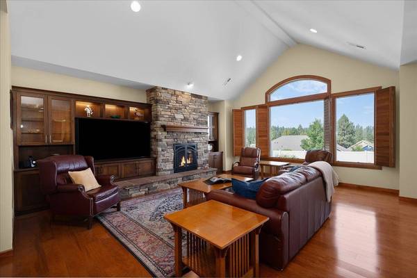 11211 E Flagstone Ln, Spokane Valley, WA 99206