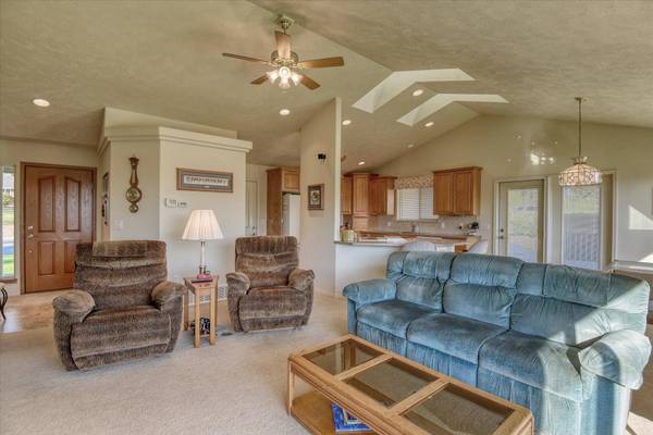 11612 E 19th Ave, Spokane Valley, WA 99206