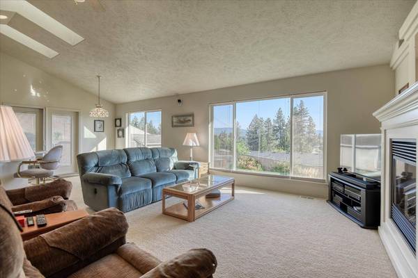 11612 E 19th Ave, Spokane Valley, WA 99206
