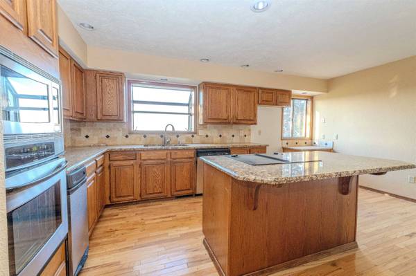 1320 S Kahuna Dr, Spokane, WA 99212