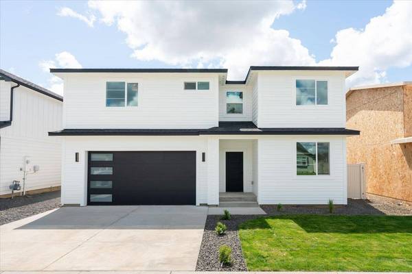 2077 W Walker Ave, Spokane, WA 99208