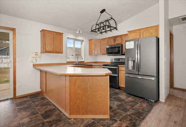 3012 Meadow Glen Ln, Cheney, WA 99004