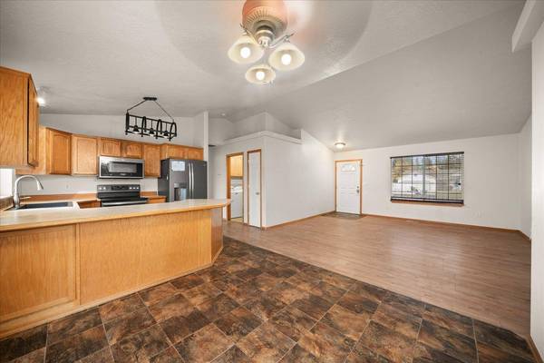 3012 Meadow Glen Ln, Cheney, WA 99004