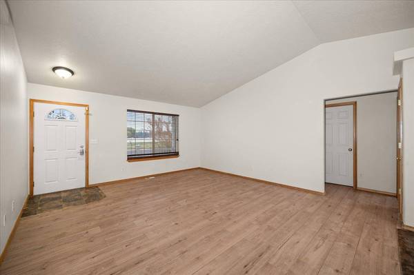 3012 Meadow Glen Ln, Cheney, WA 99004