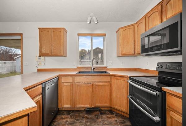 3012 Meadow Glen Ln, Cheney, WA 99004