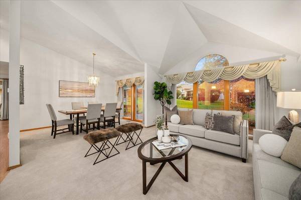 6415 N Royal Crescent Ln, Spokane, WA 99205