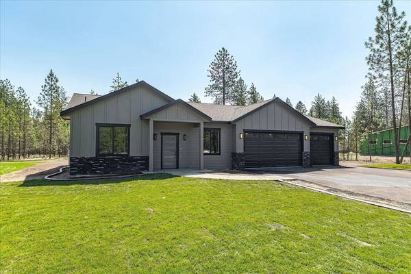 6571 Kate Dr, Nine Mile Falls, WA 99206