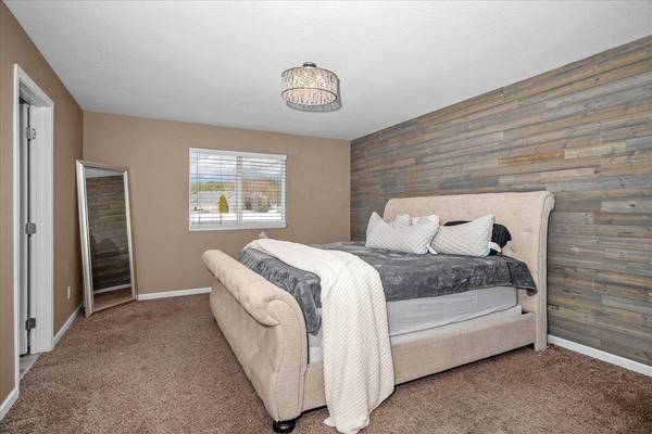 10119 E Walton Ct, Spokane, WA 99206