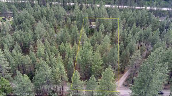 3733 C Sand Creek Rd, Kettle Falls, WA 99141