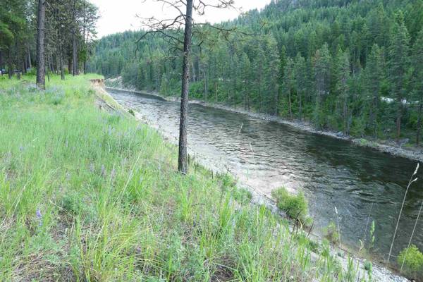 3733 C Sand Creek Rd, Kettle Falls, WA 99141