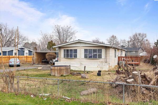 421 S Harrison Street, Kennewick, WA 99336