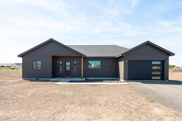 25751 Westfield Ln, Davenport, WA 99122