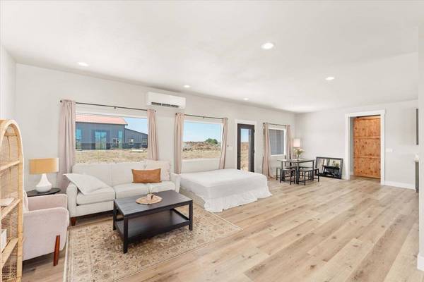 25751 Westfield Ln, Davenport, WA 99122