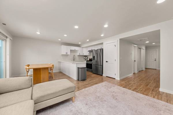 2401 E Longfellow Ave, Spokane, WA 99207