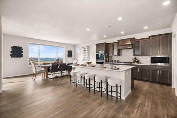 10837 N Paiute Dr, Spokane, WA 99208