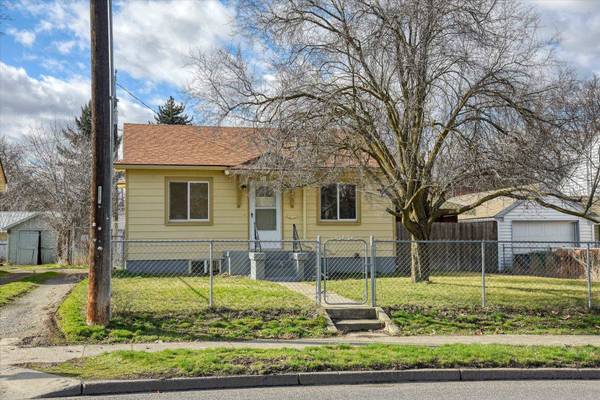 2715 N Ash St, Spokane, WA 99205