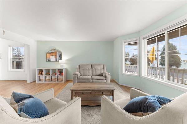 1626 5th St, Cheney, WA 99004