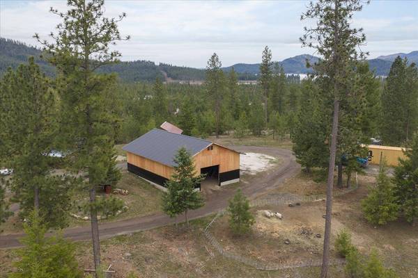 3977 B Garden SPot Rd, Loon Lake, WA 99148