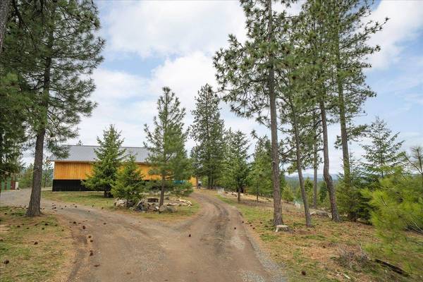 3977 B Garden SPot Rd, Loon Lake, WA 99148