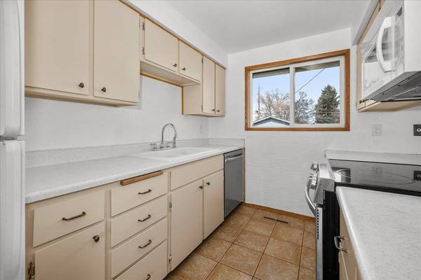 2917 E Ermina Ave, Spokane, WA 99207