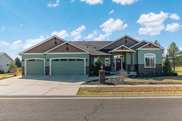 1442 E 12th St, Deer Park, WA 99006