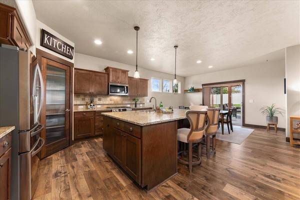 18020 E Daystar Rd, Spokane Valley, WA 99016