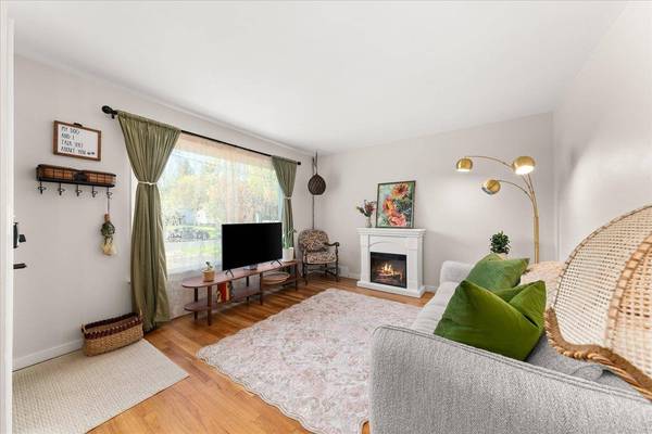 611 E 23rd Ave #615, Spokane, WA 99203