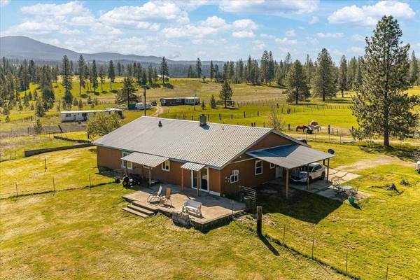 32604 N Elk Chattaroy Rd. Rd, Chattaroy, WA 99003