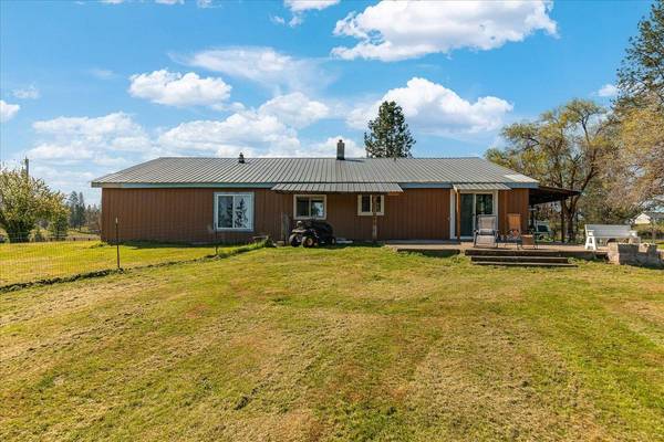 32604 N Elk Chattaroy Rd. Rd, Chattaroy, WA 99003