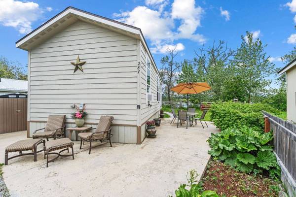 287 Guinevere Dr, Usk, WA 99180