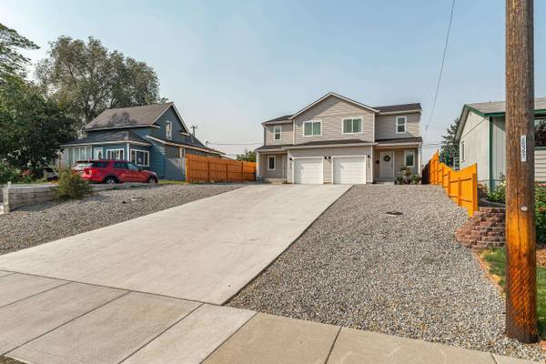 2401 E Longfellow Ave, Spokane, WA 99207