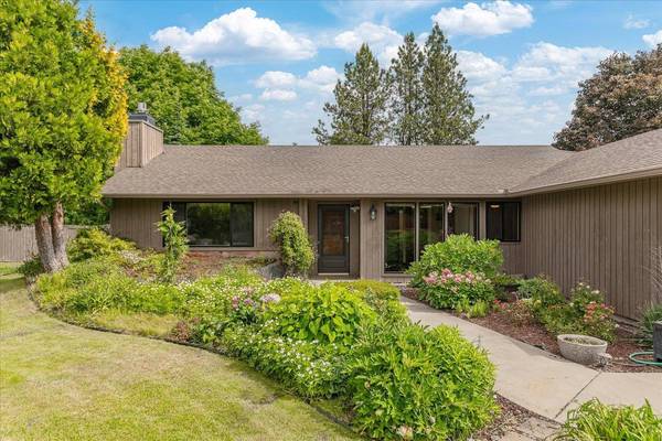 2115 E 56th Ct, Spokane, WA 99223