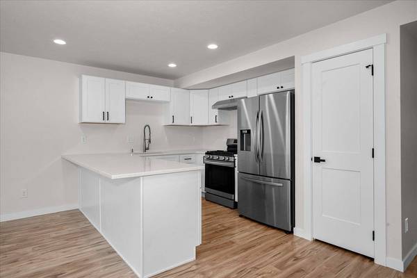 2401 E Longfellow Ave, Spokane, WA 99207