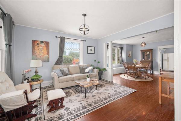 1201 W Garland Ave, Spokane, WA 99205