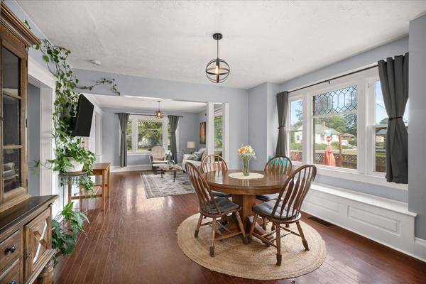 1201 W Garland Ave, Spokane, WA 99205