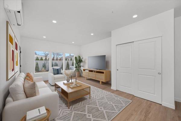 505 E Hawthorne Rd, Spokane, WA 99218