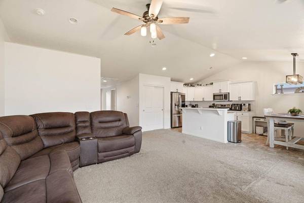 5508 S Sherri Lea Rd, Spokane, WA 99224