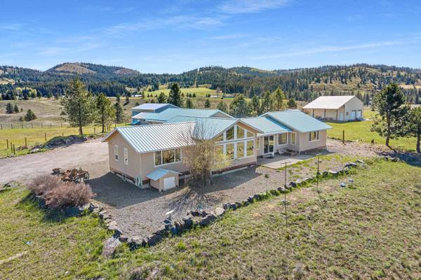 16 Barter Fair Rd, Republic, WA 99166