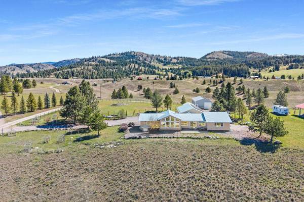 16 Barter Fair Rd, Republic, WA 99166