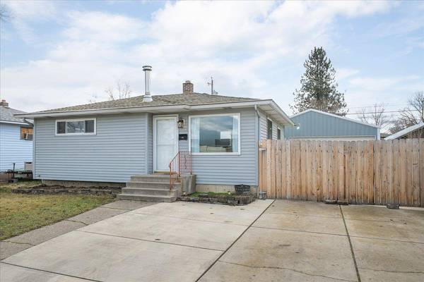 1928 E Decatur Ave, Spokane, WA 99208