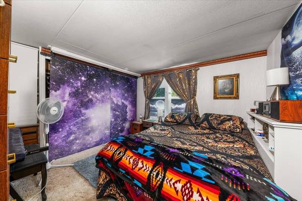8900 S Mullen Hill Rd #16, Spokane, WA 99224