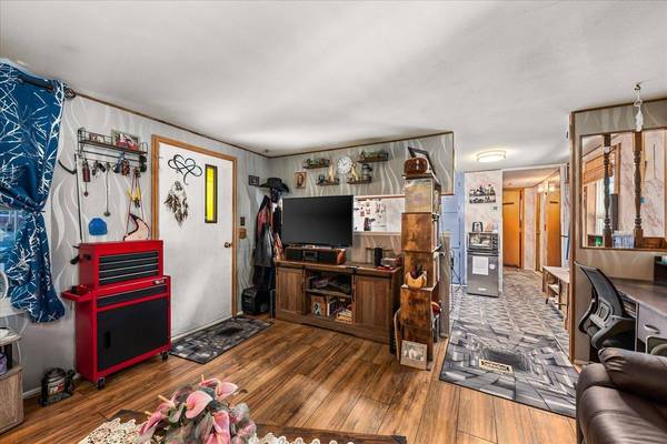 8900 S Mullen Hill Rd #16, Spokane, WA 99224