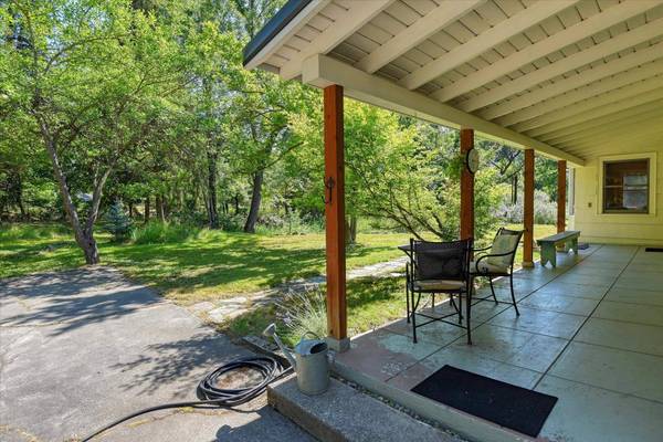15628 N Little Spokane Dr, Spokane, WA 99208
