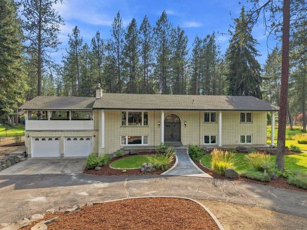 17317 N Saddle Hill Rd, Colbert, WA 99005