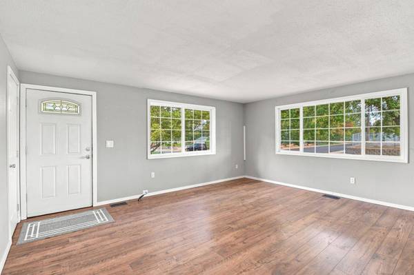 10104 E 13th Ave, Spokane, WA 99206